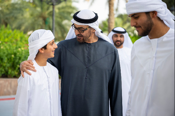 President and Mohammed bin Rashid Discuss National Affairs