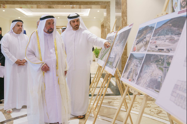 Sharjah Ruler Chairs University Meeting