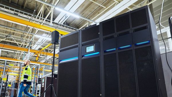 Eaton s New 9395X UPS Boosts Data Centre Efficiency