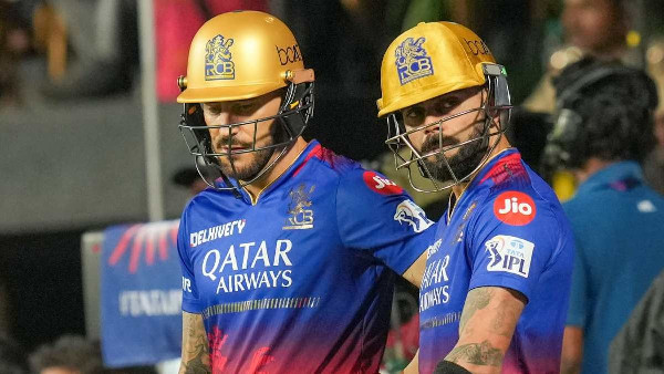 Faf du Plessis' Run Out Controversy Faf du Plessis' Run Out Controversy