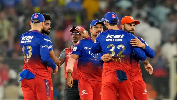 De Villiers' Message to RCB De Villiers' Message to RCB