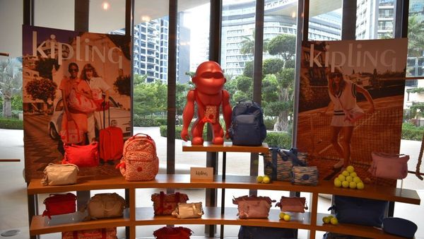 Kipling  Jashanmal Host Dubai Fashion Event