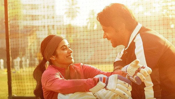 'Mr and Mrs Mahi' Wins Hearts 'Mr and Mrs Mahi' Wins Hearts