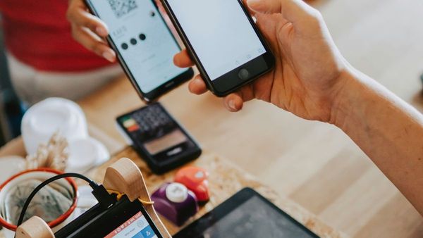 PhonePe Expands to UAE with Mashreq