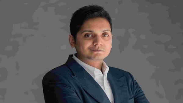 Tech-Powered Travel at EaseMyTrip ae