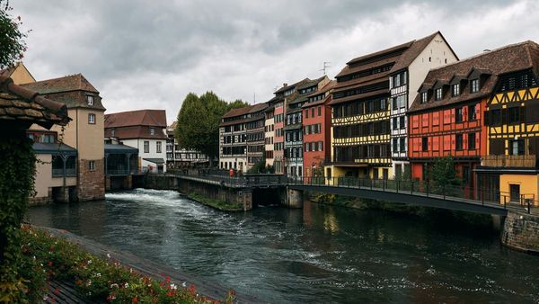 Unique French Experiences Guide