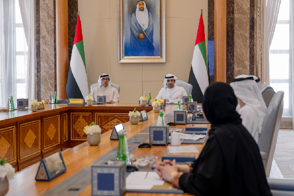 UAE Reviews 2025 Budget Plan