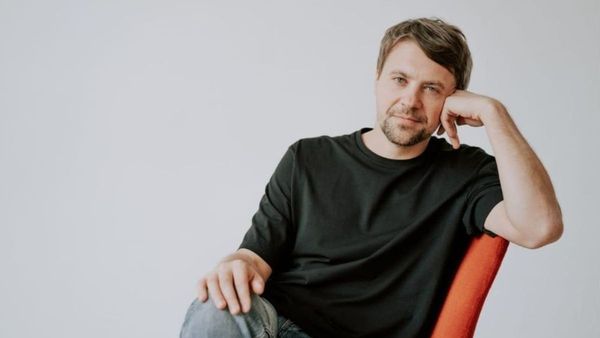 Digital Era of Gift-Giving in UAE