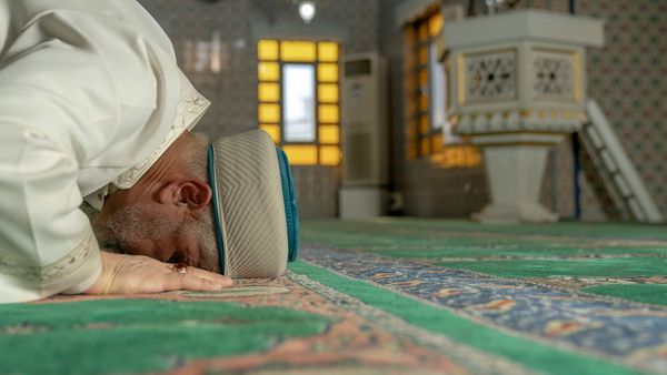 Eid Prayer Sites Announced in Bahrain