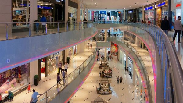 Explore Dubai Mall Effortlessly