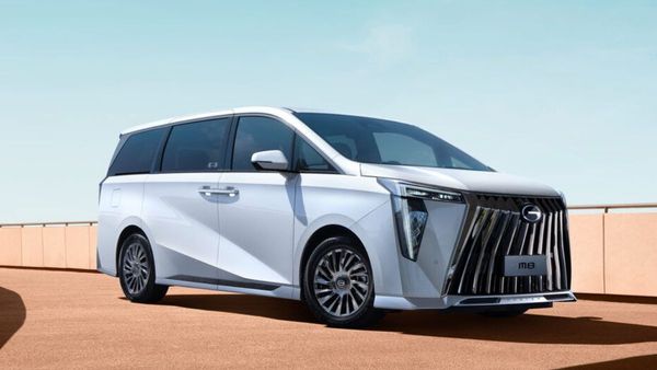 GAC M8  New Luxury MPV Benchmark
