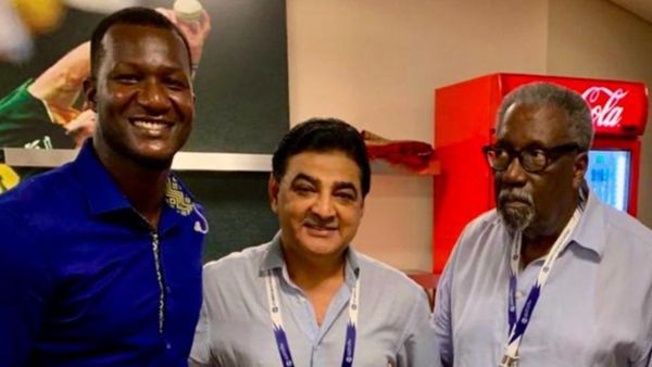 Gayle Leads West Indies in Cricket Legends