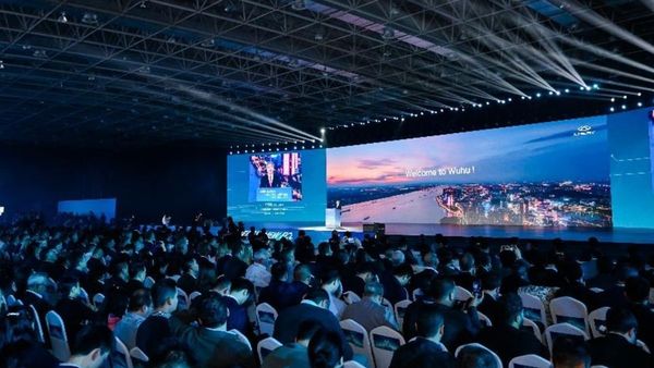 Omoda  amp amp  Jayco