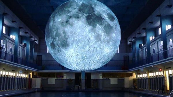Moon Exhibit Returns to Dubai