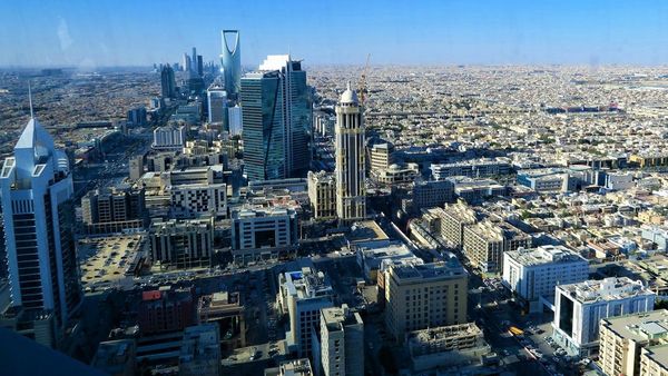 Non-Oil Sector in Saudi Grows 3 4