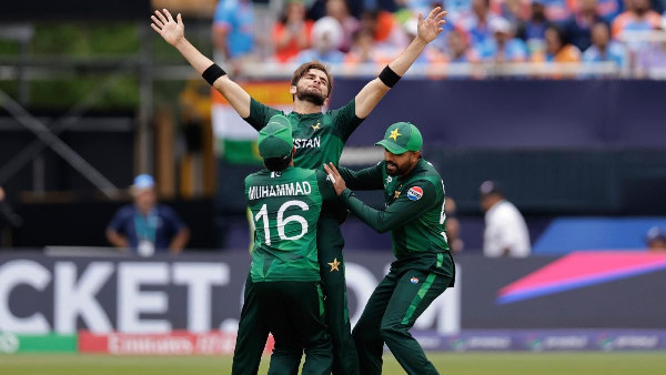 Afridi Trolled Despite Wickets Afridi Trolled Despite Wickets