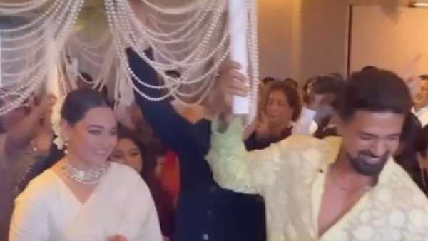 Sonakshi s Emotional Wedding Walk