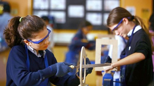 UAE Schools in Top 10 for Global Prizes