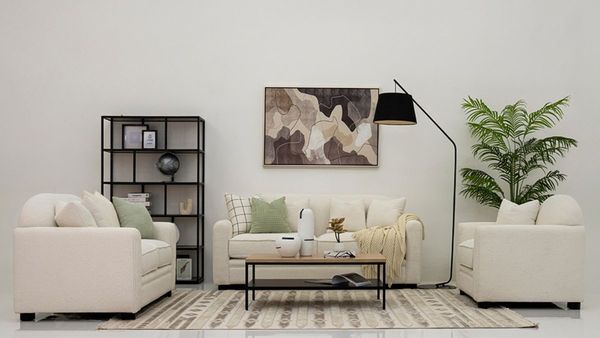 How To Achieve Minimalist Luxury In Home Decor With Gold Accents