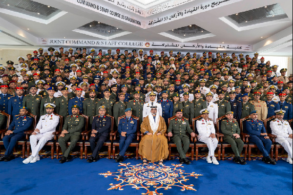 Crown Prince Attends Military Graduation