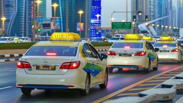 Dubai Taxi Roof Colors Unveiled