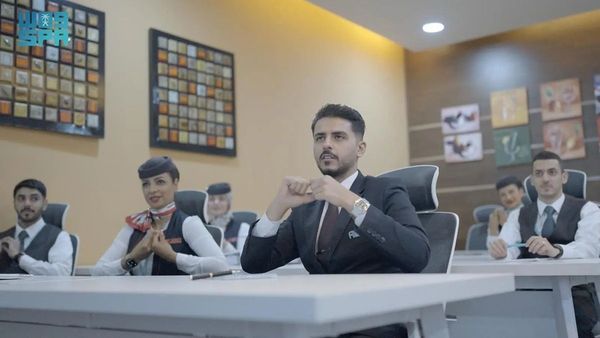 flynas Starts Sign Language Crew Training