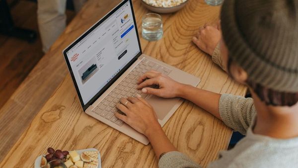 IT Outage Disrupts Global Services