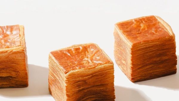 Korean Tissue Bread Now in Dubai