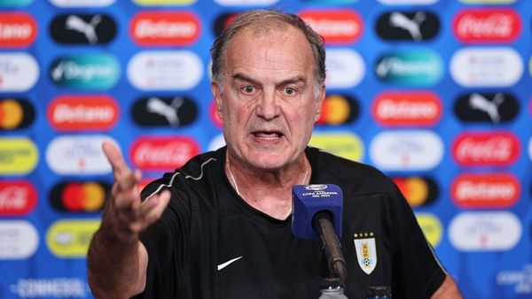 Bielsa Backs Uruguay Team Bielsa Backs Uruguay Team