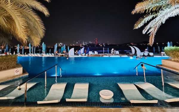 Oppo Reno 12 Pro Smartphone Photography