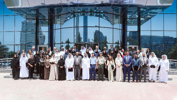 UAE's Major Mangrove Planting Drive UAE's Major Mangrove Planting Drive