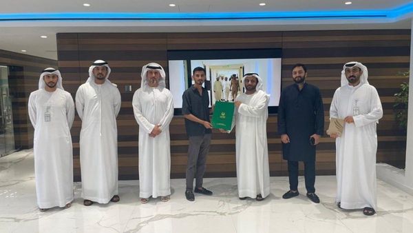 Uber Driver Honoured for Honesty Uber Driver Honoured for Honesty