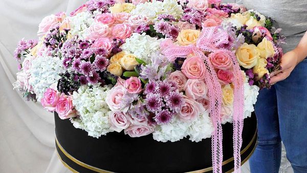 Exclusive Emirati Women   s Day Gifts by IGP