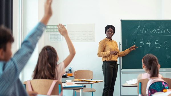 Finance Tips for UAE Expat Teachers