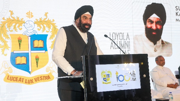 Surender Kandhari Loyola