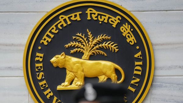 Promoting Rupee-Dirham Trade with UAE