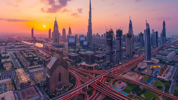 UAE s Diverse Economic Growth