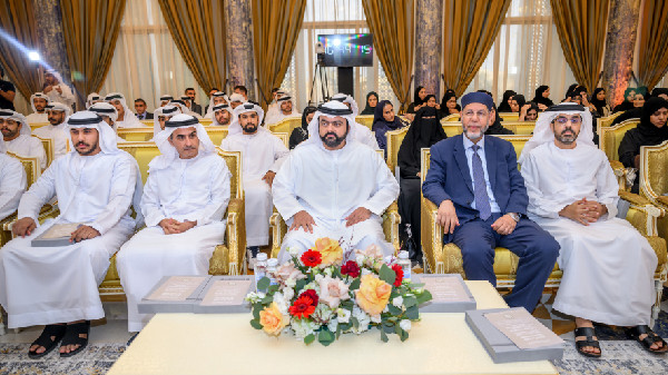 Crown Prince Stresses Arabic Language Preservation
