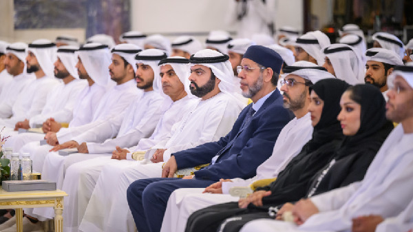 Crown Prince Stresses Arabic Language Preservation