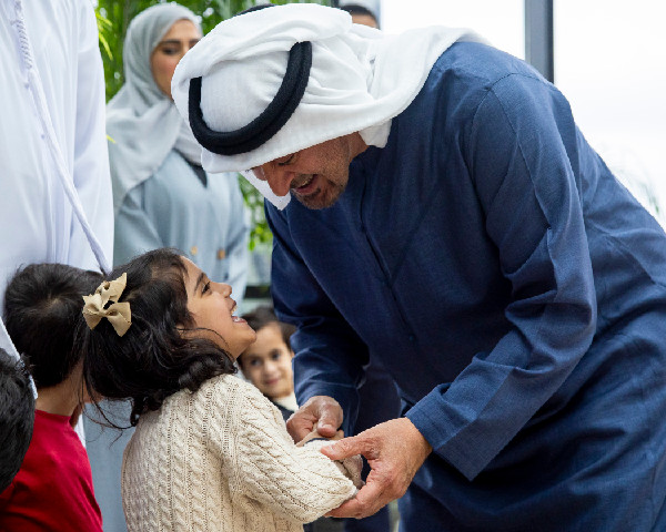 Sheikh Mohamed Visits Children's National Hospital