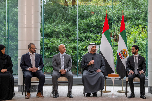 UAE President Meets Students and Graduates