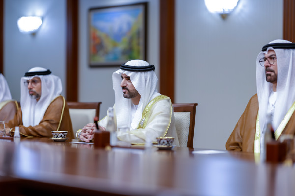 Hamdan bin Mohammed Meets Uzbekistan Leader
