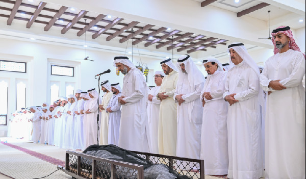 Rulers Hold Funeral Prayer for Sheikh Abdullah