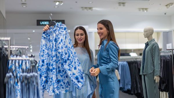 Dubai Shopping Festival Marks 30th Anniversary Dubai Shopping Festival Marks 30th Anniversary