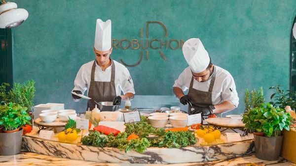 Savour Mediterranean Flavours at La M  diterran  e