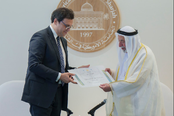 Sharjah Ruler Receives Nile Award for Innovation