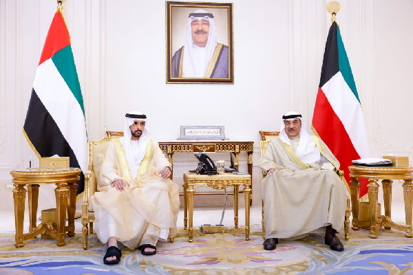 Hamdan bin Mohammed Meets Kuwait Crown Prince