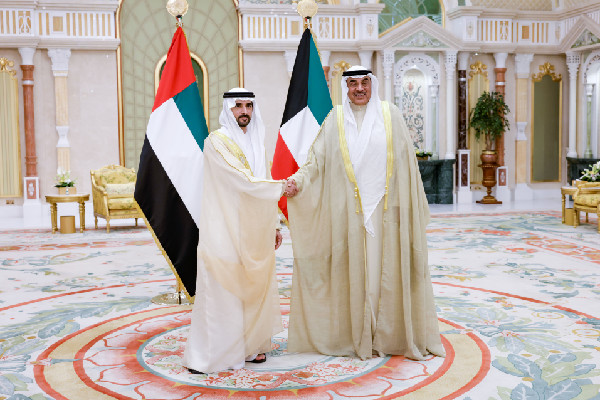 Hamdan bin Mohammed Meets Kuwait Crown Prince