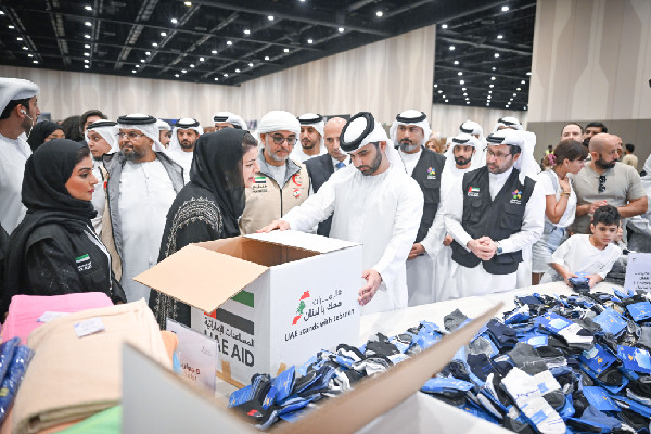 Sheikh Mansoor Visits UAE Lebanon Relief Centre Sheikh Mansoor Visits UAE Lebanon Relief Centre