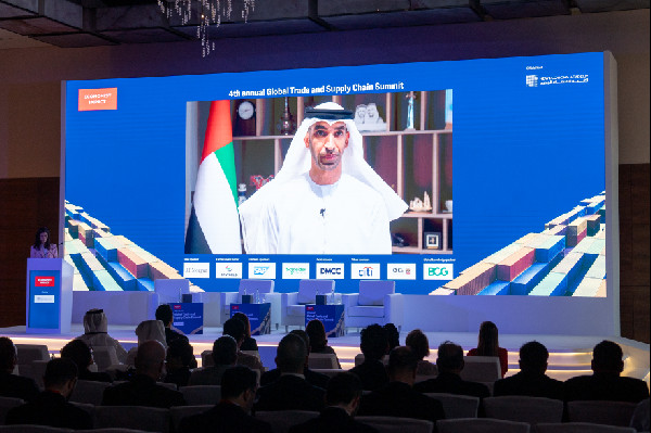 Global Trade Summit Begins in Dubai